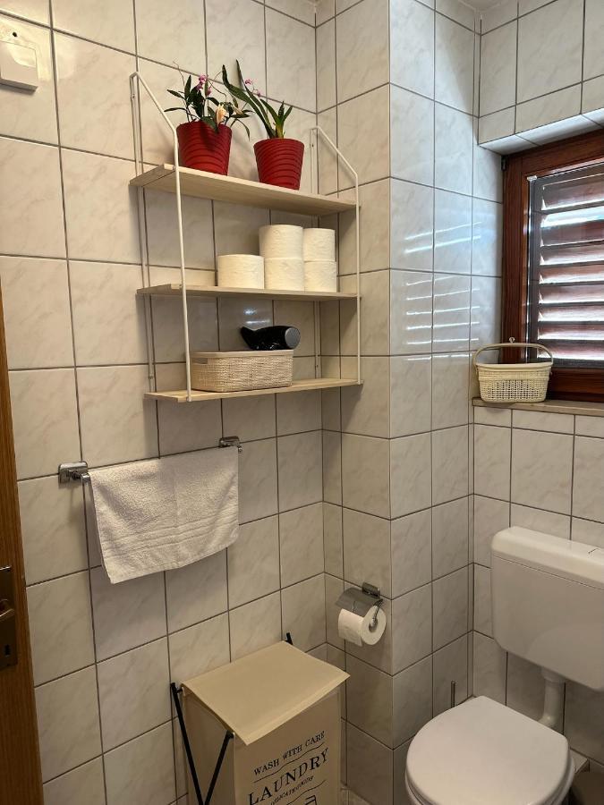 Family Apartment Makarska Buitenkant foto