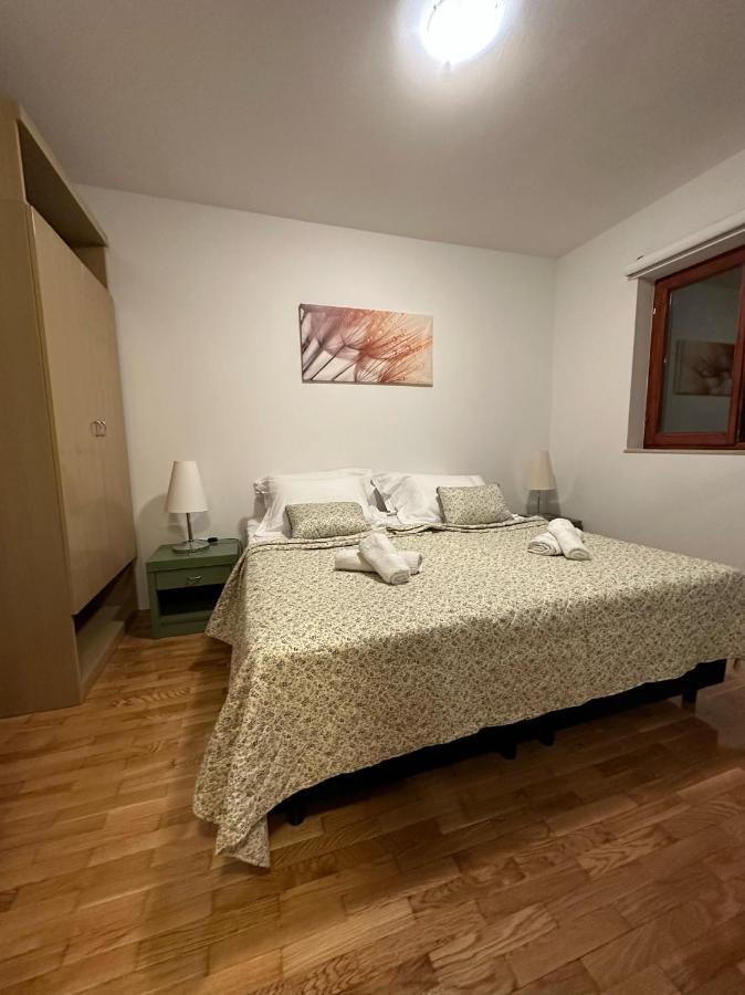 Family Apartment Makarska Buitenkant foto