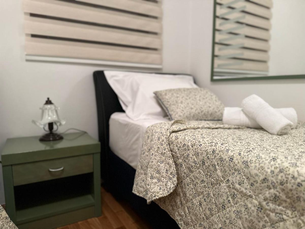 Family Apartment Makarska Buitenkant foto